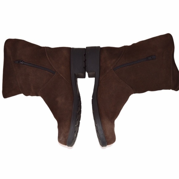 Martino of Canada Brown Suede Slouch Boot, Block Heel, Size 9.5 - Picture 7 of 16